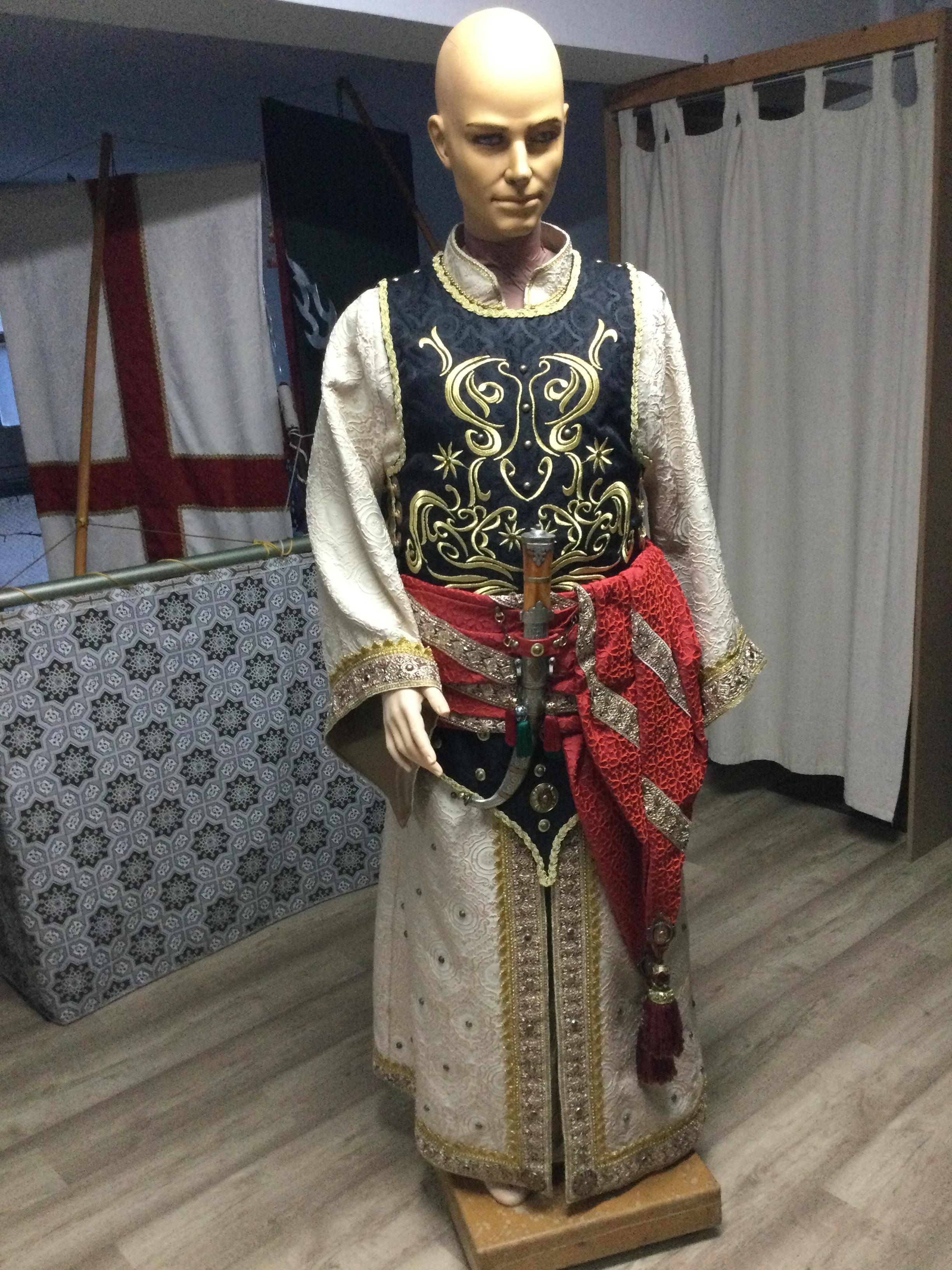 Trajes Especiales